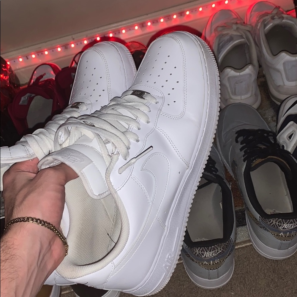 Slightly worn AF1